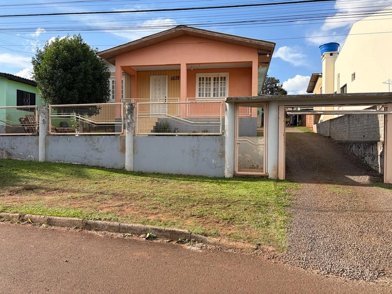 DUAS CASAS À VENDA – BAIRRO BELA VISTA | CHAPECÓ/SC: 3ª foto da galeria de imagens do imóvel