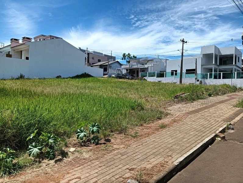 TERRENO À VENDA – BAIRRO DESBRAVADOR – CHAPECÓ/SC: 1ª foto da galeria de imagens do imóvel