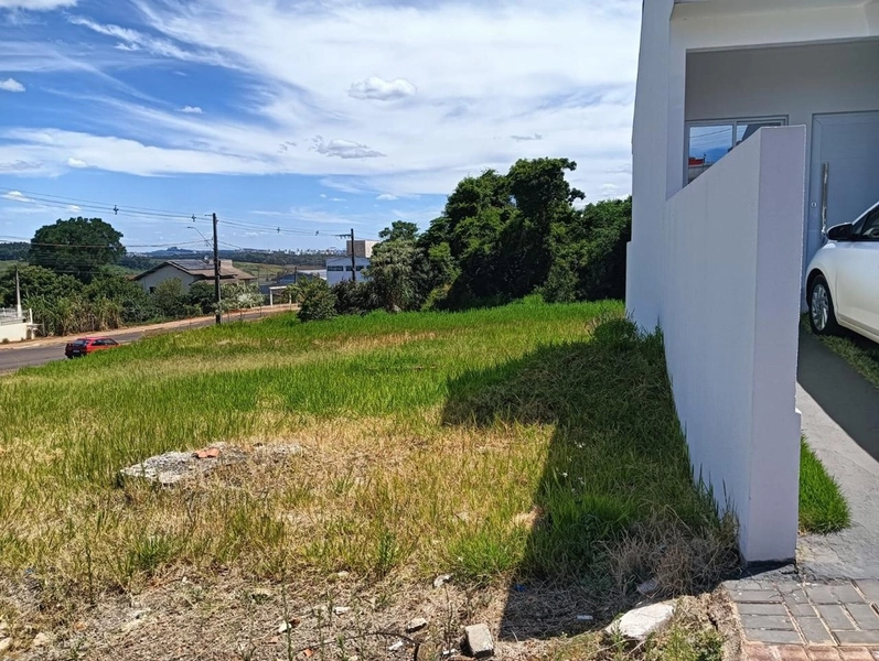 TERRENO À VENDA – BAIRRO DESBRAVADOR – CHAPECÓ/SC: 2ª foto da galeria de imagens do imóvel