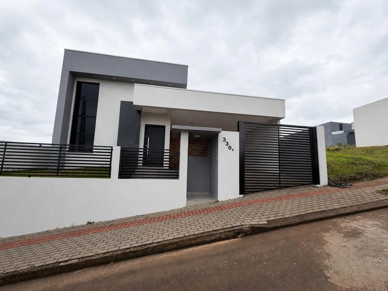 CASA DE ALTO PADRÃO À VENDA – BAIRRO DESBRAVADOR - CHAPECÓ/SC: 2ª foto da galeria de imagens do imóvel