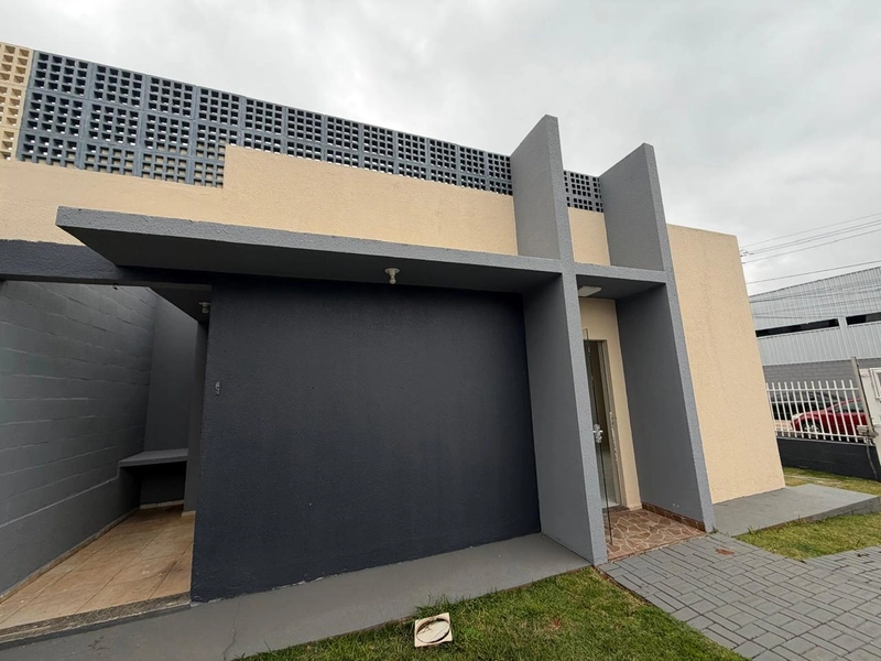 CASA GEMINADA DE ESQUINA À VENDA – BAIRRO SANTO ANTÔNIO  - CHAPECÓ/SC: 2ª foto da galeria de imagens do imóvel