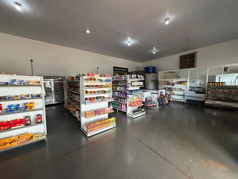 OPORTUNIDADE DE INVESTIMENTO – MERCADO COMPLETO À VENDA | REGIÃO DA EF: 1ª foto da galeria de imagens do imóvel