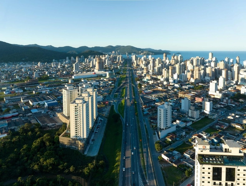 APARTAMENTOS À VENDA – ITAPEMA/SC: 15ª foto da galeria de imagens do imóvel