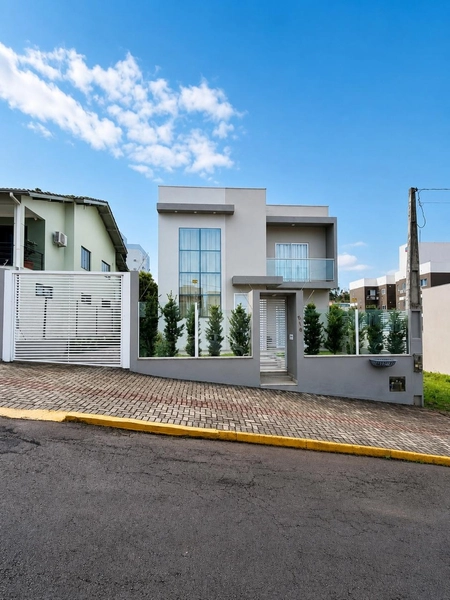 CASA DE ALTO PADRÃO À VENDA – BAIRRO PARAÍSO | CHAPECÓ/SC: 4ª foto da galeria de imagens do imóvel
