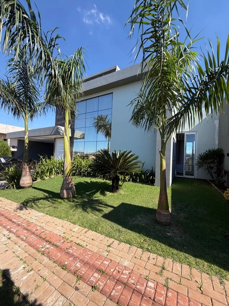 CASA DE ALTO PADRÃO À VENDA // Bairro Vederti — Chapecó/SC: 2ª foto da galeria de imagens do imóvel