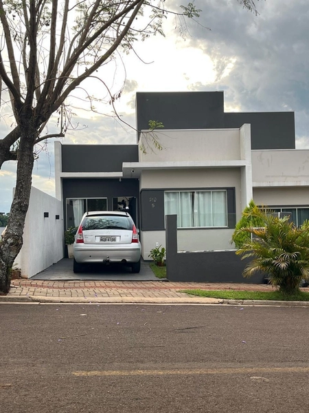 VENDE-SE CASA GEMINADA SEMI MOBILIADA COM PISCINA – VEDERTI / CHAPECÓ/: 1ª foto da galeria de imagens do imóvel