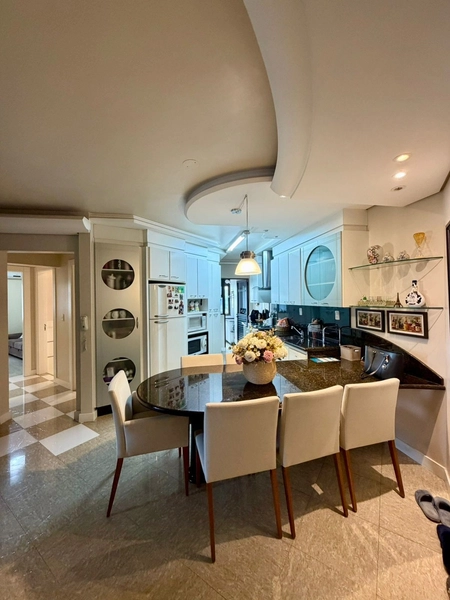 APARTAMENTO À VENDA - CENTRO – CHAPECÓ