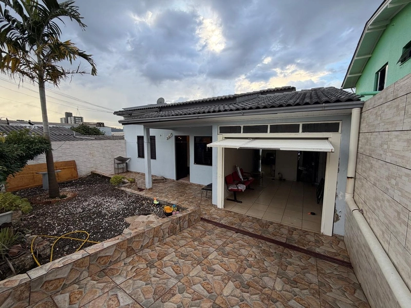 CASA À VENDA - JARDIM DO LAGO – EFAPI – CHAPECÓ: 2ª foto da galeria de imagens do imóvel
