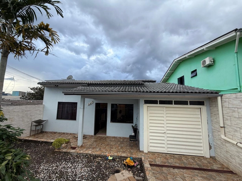 CASA À VENDA - JARDIM DO LAGO – EFAPI – CHAPECÓ: 1ª foto da galeria de imagens do imóvel
