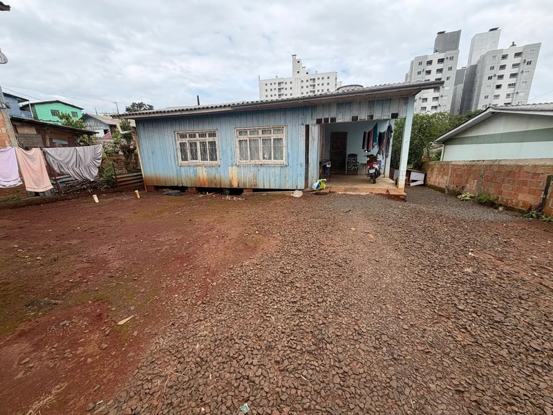 TERRENO COM 2 CASAS À VENDA – BAIRRO PINHEIRINHO | CHAPECÓ/SC: 8ª foto da galeria de imagens do imóvel