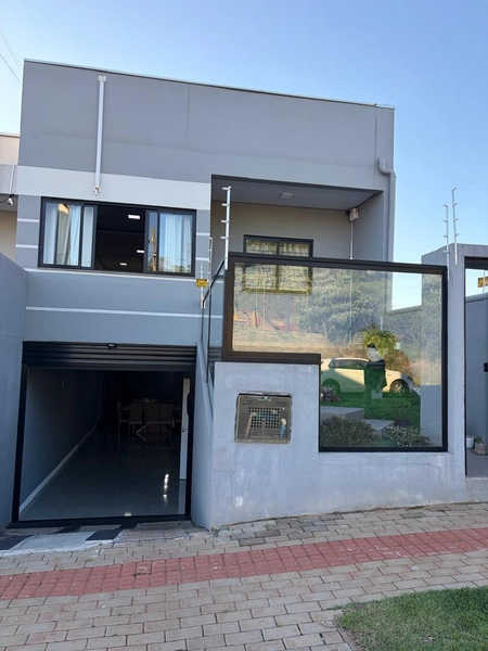 CASA DE ALTO PADRÃO À VENDA – BAIRRO ARARAS – CHAPECÓ/SC: 1ª foto da galeria de imagens do imóvel