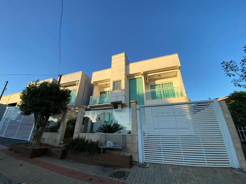 CASA A VENDA NO BAIRRO CRISTO REI EM CHAPECÓ/SC: 1ª foto da galeria de imagens do imóvel