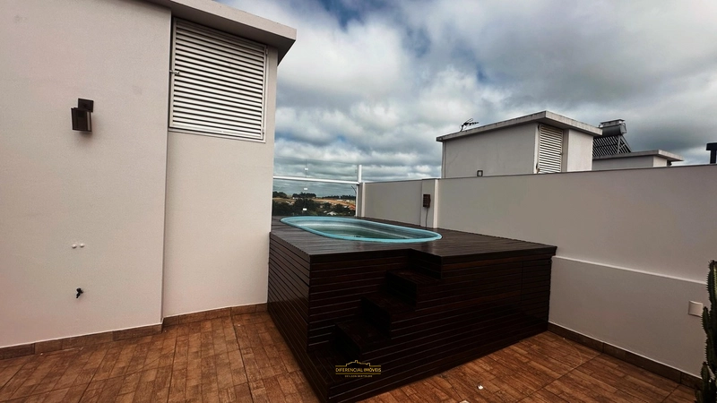 LINDO TRIPLEX: 4ª foto da galeria de imagens do imóvel