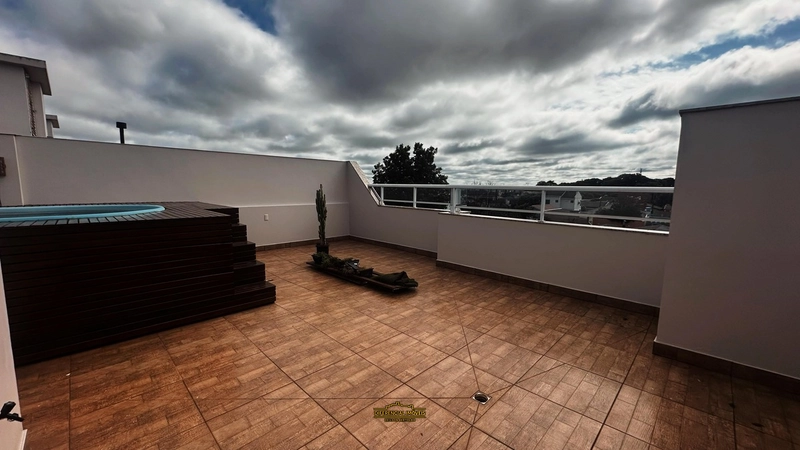 LINDO TRIPLEX: 10ª foto da galeria de imagens do imóvel