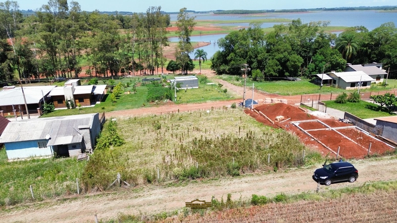 TERRENO À VENDA: 3ª foto da galeria de imagens do imóvel