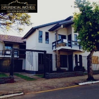 CASA À VENDA: 1ª foto da galeria de imagens do imóvel