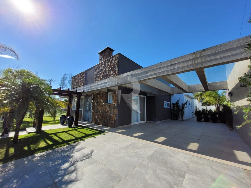 Casa em Atlântida: 1ª foto da galeria de imagens do imóvel