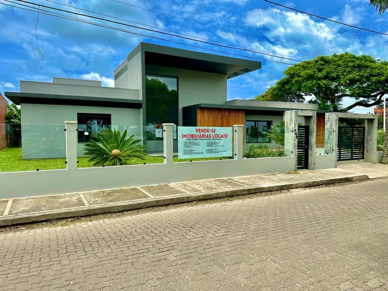 Casa Térrea em Atlântida: 3ª foto da galeria de imagens do imóvel