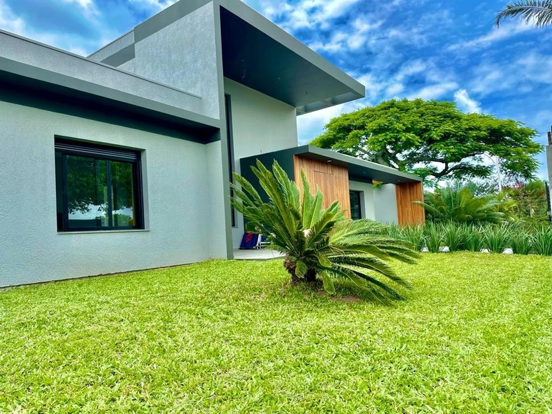 Casa Térrea em Atlântida: 4ª foto da galeria de imagens do imóvel