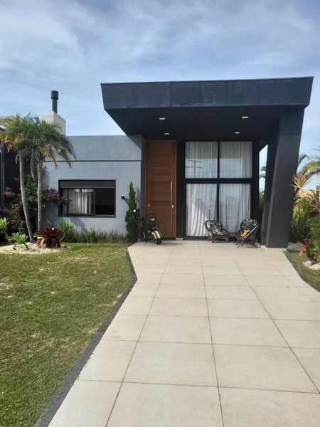CASA TÉRREA À VENDA!: 2ª foto da galeria de imagens do imóvel