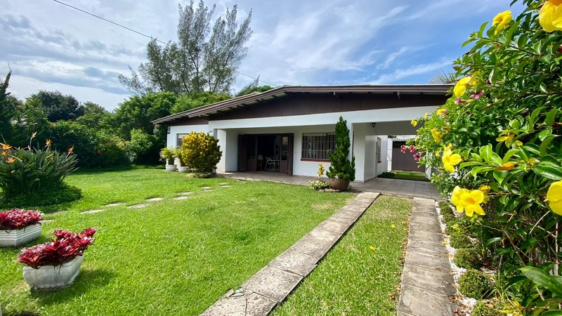 CASA TÉRREA EM ATLÂNTIDA!: 2ª foto da galeria de imagens do imóvel