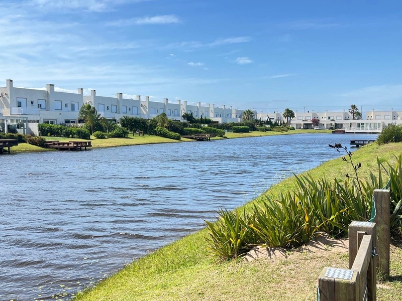 Sobrado à beira lago!: 42ª foto da galeria de imagens do imóvel