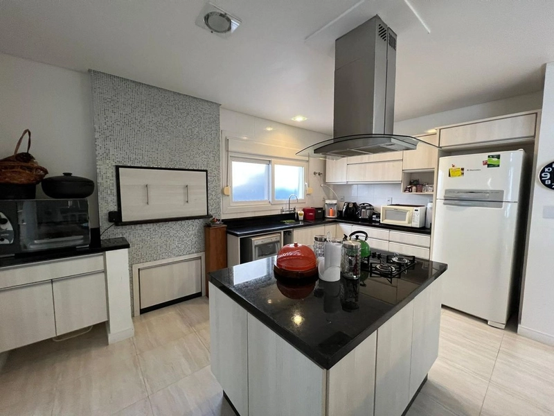 CASA FUNDOS ÁREA VERDE CONDOMINIO RIVIERA!: 13ª foto da galeria de imagens do imóvel