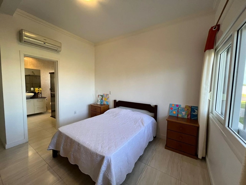 CASA FUNDOS ÁREA VERDE CONDOMINIO RIVIERA!: 22ª foto da galeria de imagens do imóvel