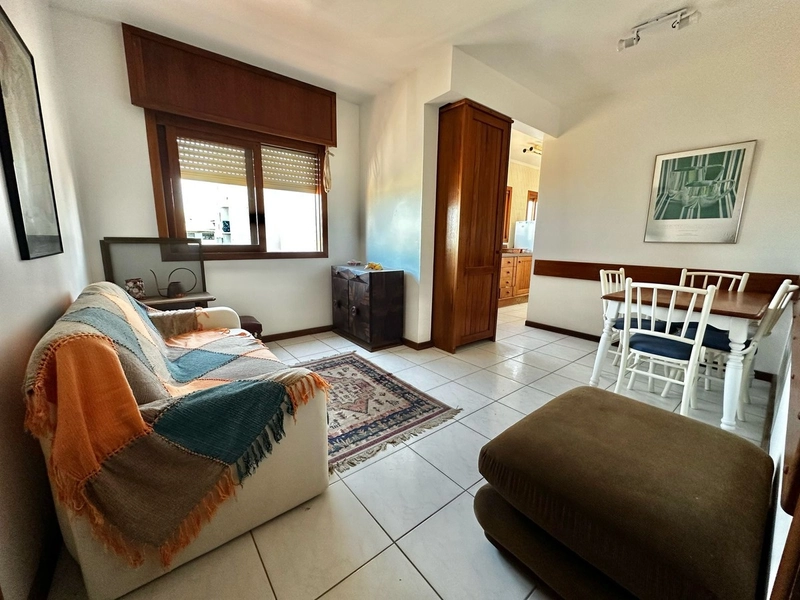 Apartamento muito bem localizado.: 2ª foto da galeria de imagens do imóvel