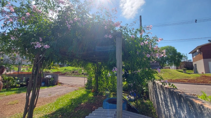 VENDE - SE CASA EM SEBERI: 3ª foto da galeria de imagens do imóvel
