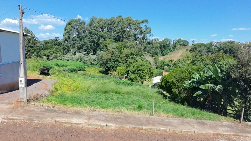 VENDE-SE TERRENO EM SEBERI !