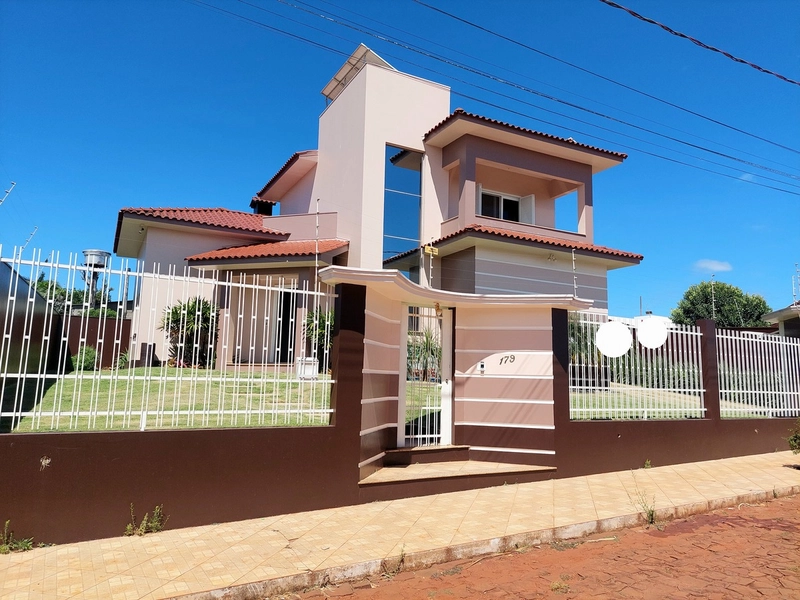 LINDO SOBRADO COM 3 DORMITÓRIO SEBERI!!: 1ª foto da galeria de imagens do imóvel