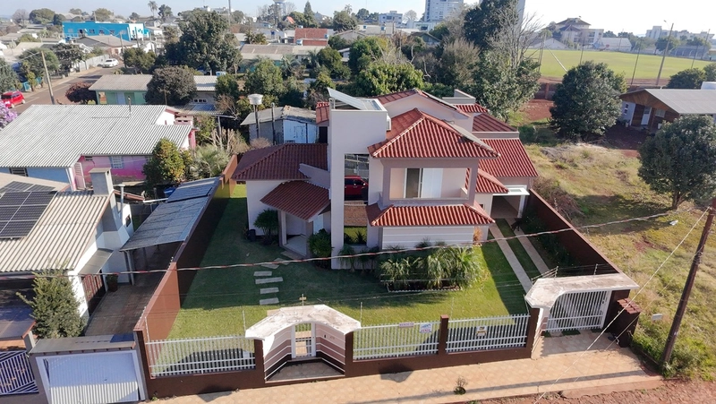 LINDO SOBRADO COM 3 DORMITÓRIO SEBERI!!: 2ª foto da galeria de imagens do imóvel