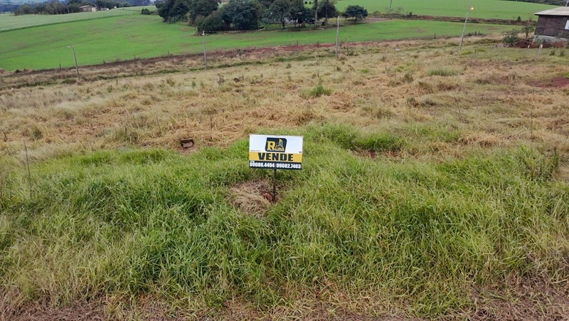 VENDE-SE TERRENO EM SEBERI: 1ª foto da galeria de imagens do imóvel