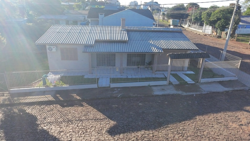 Vende-se casa: 2ª foto da galeria de imagens do imóvel