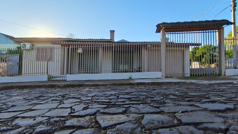 Vende-se casa: 3ª foto da galeria de imagens do imóvel