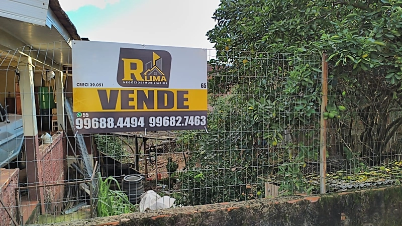 VENDE-SE TERRENO NO CENTRO