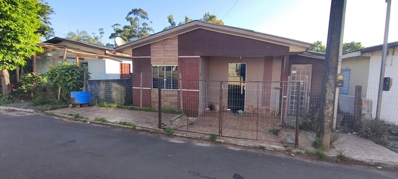 VENDE-SE CASA EM SEBERI