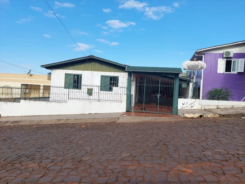 CASA NO CENTRO DE SEBERI!: 1ª foto da galeria de imagens do imóvel