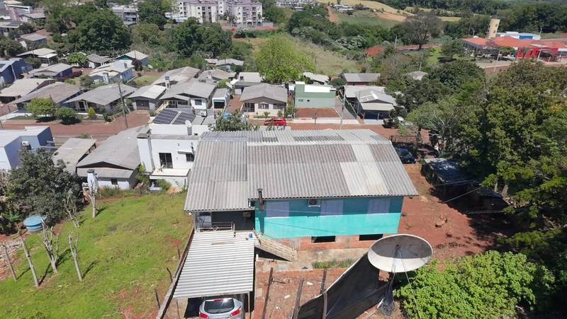 VENDE-SE CASA NO CENTRO DE SEBERI!: 3ª foto da galeria de imagens do imóvel