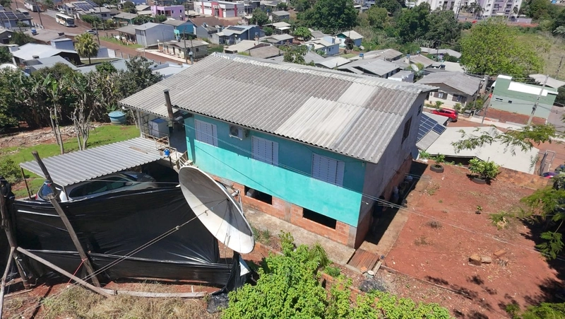 VENDE-SE CASA NO CENTRO DE SEBERI!: 5ª foto da galeria de imagens do imóvel