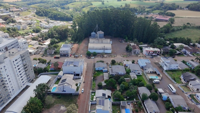 VENDE-SE CASA NO CENTRO DE SEBERI: 13ª foto da galeria de imagens do imóvel