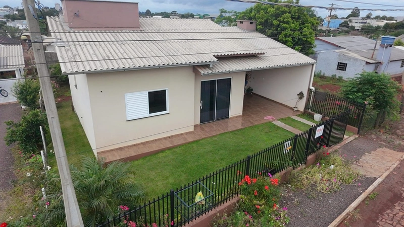 VENDE-SE CASA EM ALVENARIA