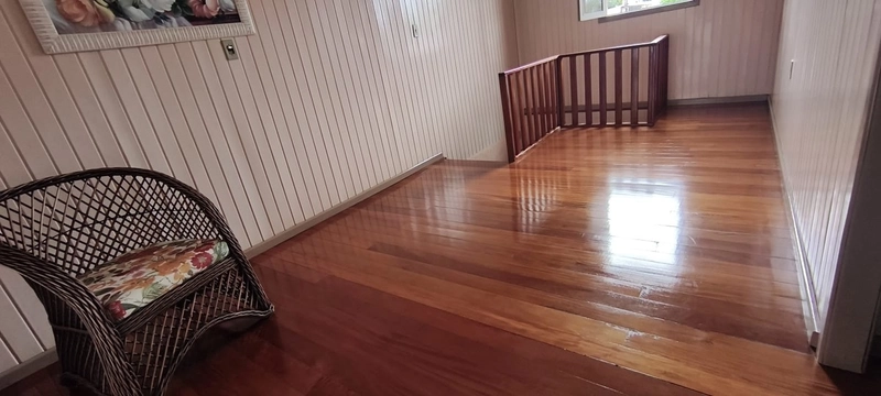 VENDE-SE CASA DE ESQUINA!!: 8ª foto da galeria de imagens do imóvel