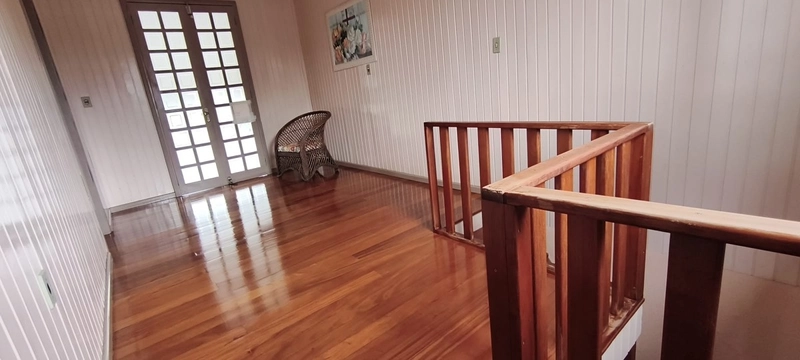 VENDE-SE CASA DE ESQUINA!!: 7ª foto da galeria de imagens do imóvel