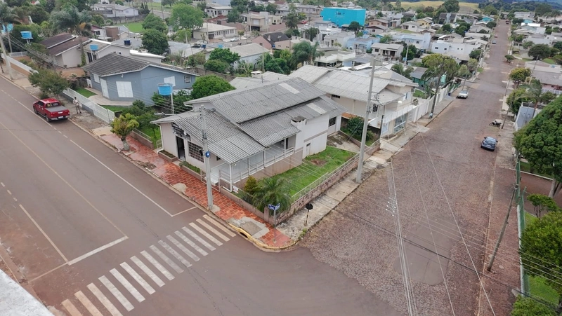 VENDE-SE CASA DE ESQUINA!!: 19ª foto da galeria de imagens do imóvel