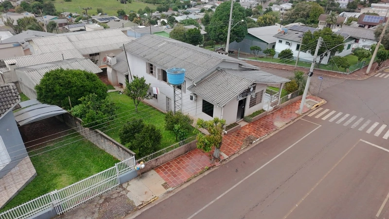 VENDE-SE CASA DE ESQUINA!!: 18ª foto da galeria de imagens do imóvel