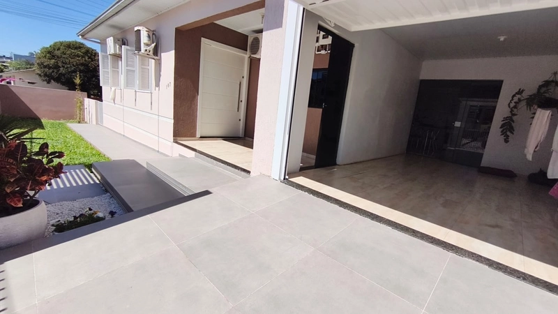 Vende-se Casa de Alto Padrão!: 3ª foto da galeria de imagens do imóvel