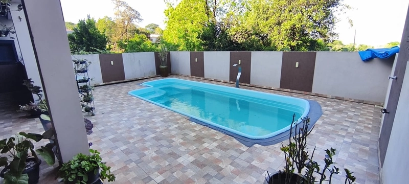 VENDE-SE CASA NA ENTRADA DA CIDADE: 3ª foto da galeria de imagens do imóvel