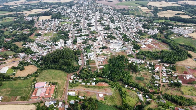 VENDE-SE TERRENOS: 3ª foto da galeria de imagens do imóvel